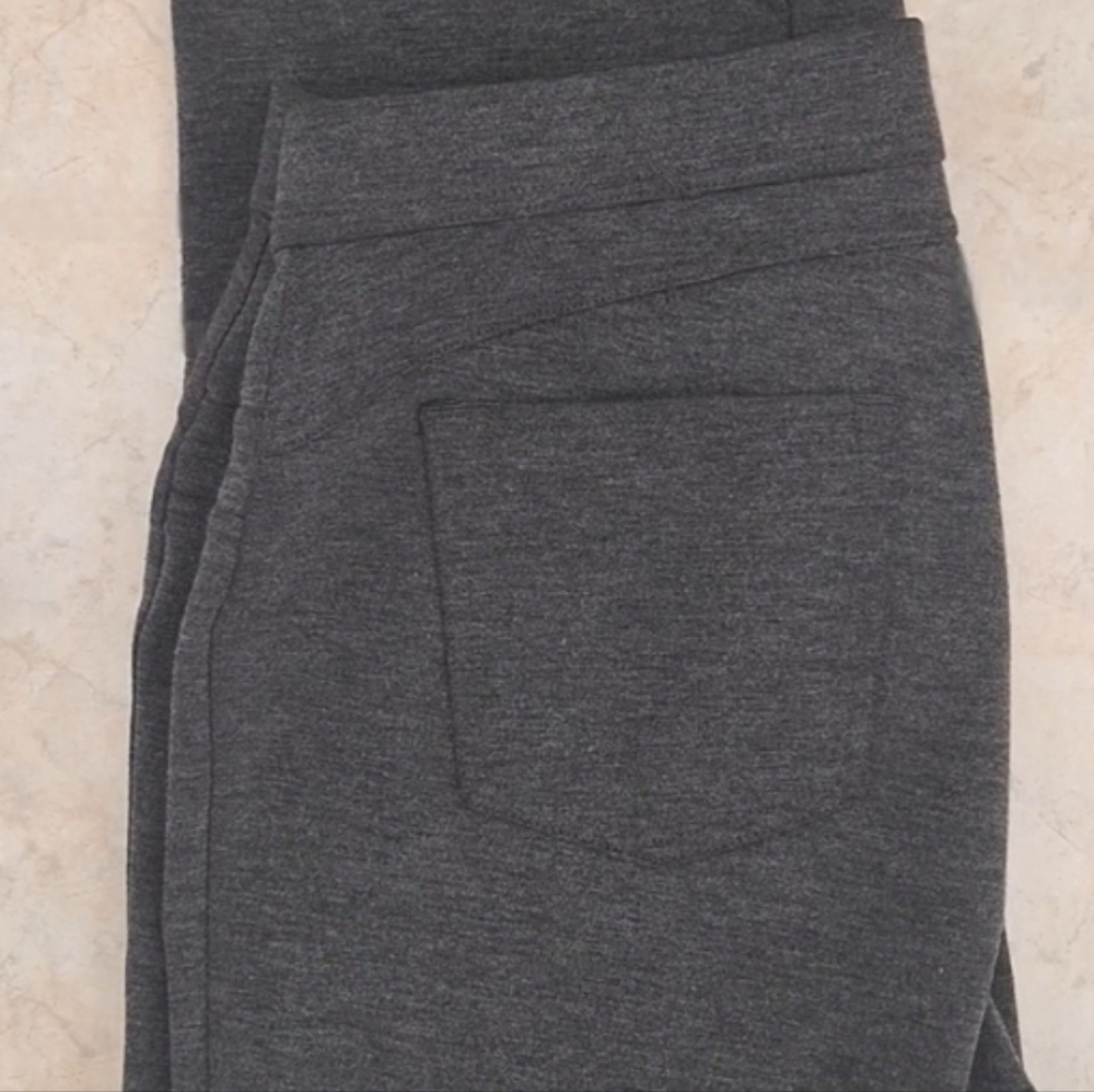 Vera Wang Skinny Pants - Picture 5 of 7